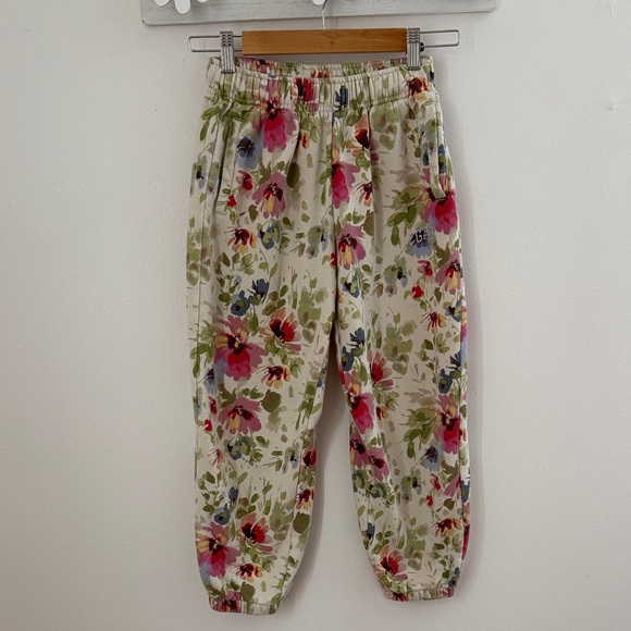 GAP Other - GAP Kids Floral Sweatpants Joggers - Multicolor size 8 wildflowers